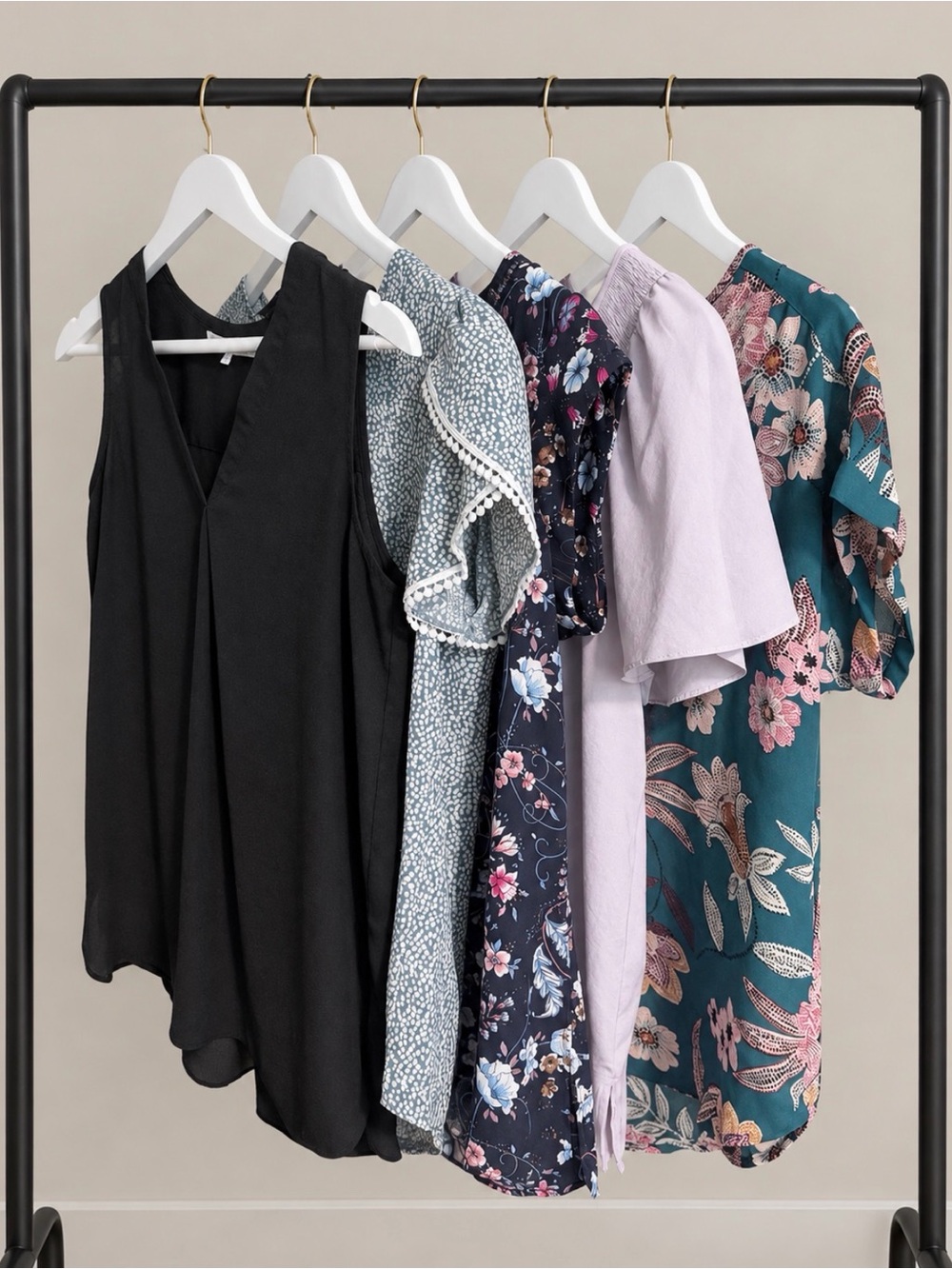 Lot of 5 Women’s Blouses - Maurices, violet+claire, DR2, Fashion (Small)